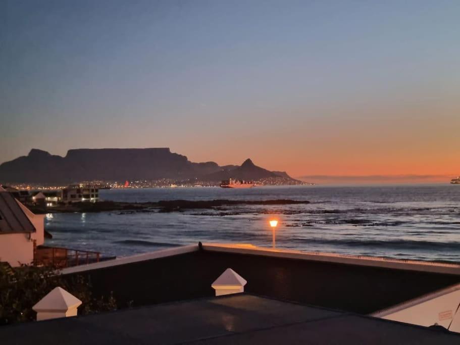 Cape Town, Sea Point, Beautiful 2 Bedroom Apartment @Tucked Away Buitenkant foto