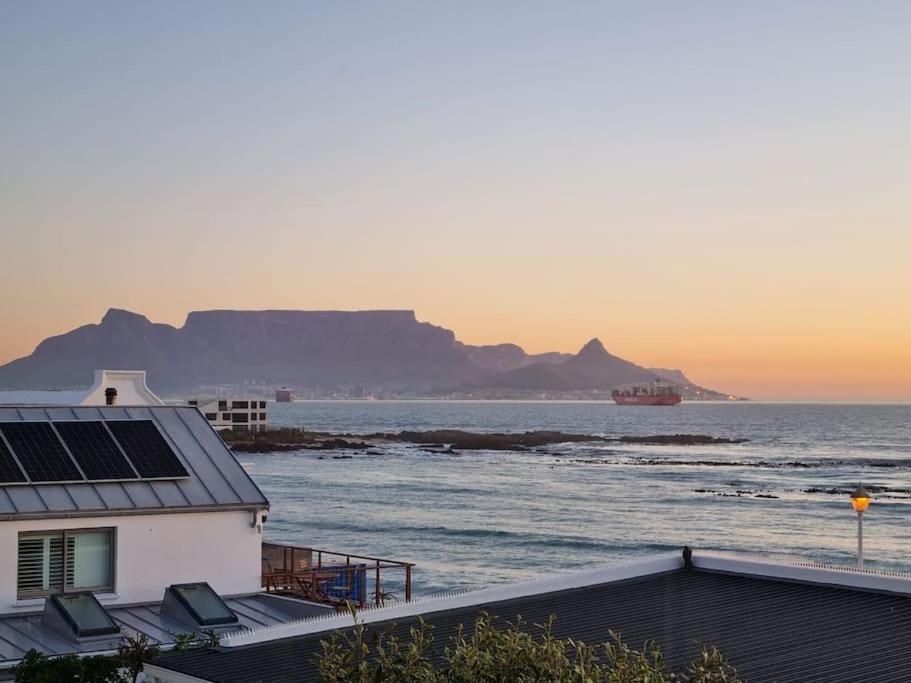 Cape Town, Sea Point, Beautiful 2 Bedroom Apartment @Tucked Away Buitenkant foto